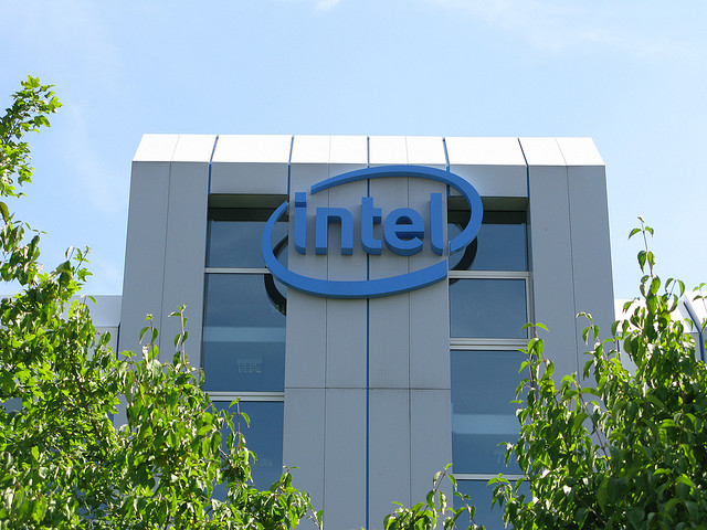 Что такое Intel Smart Connect Technology?